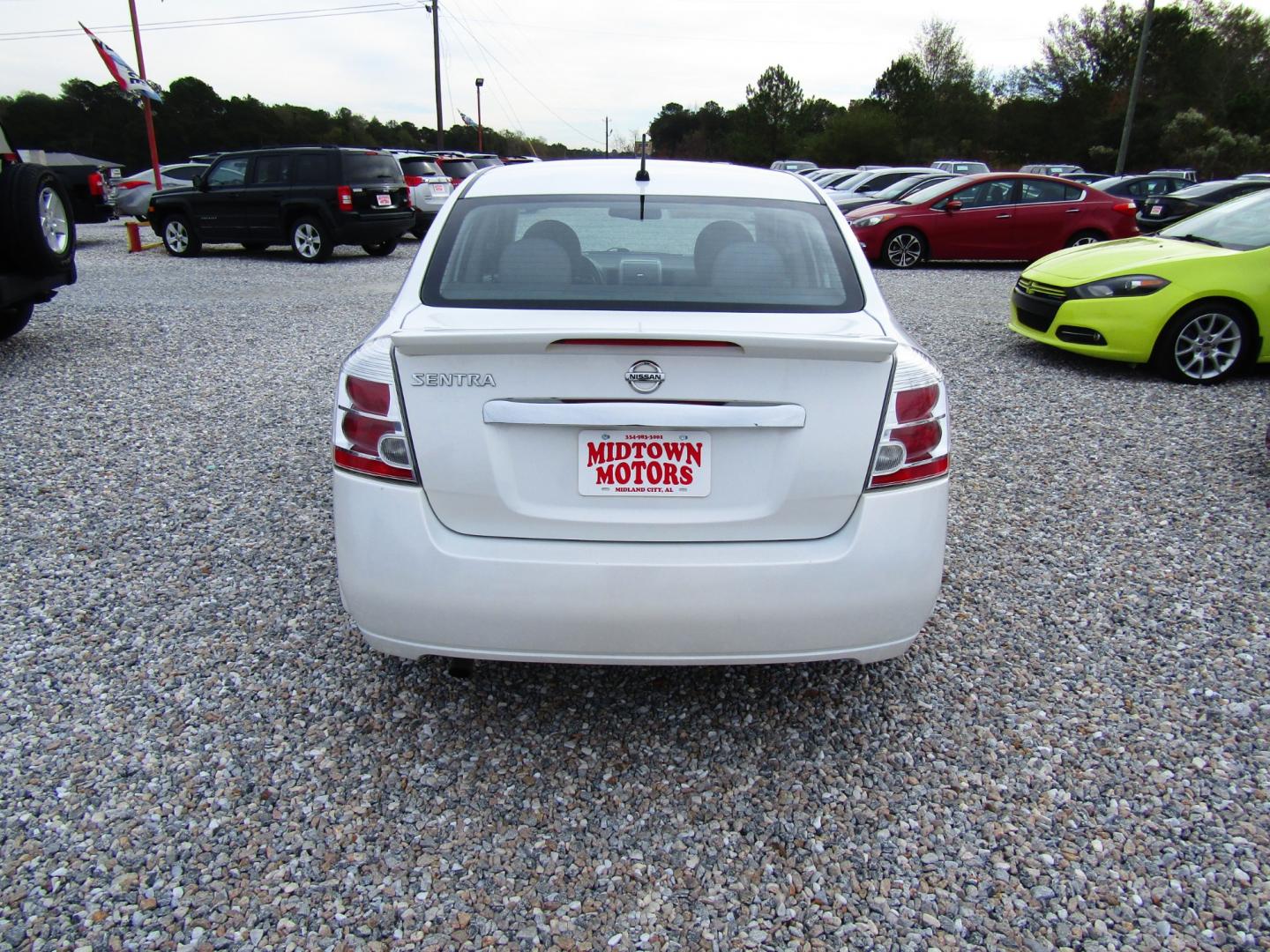 2012 WHITE /Gray Nissan Sentra (3N1AB6APXCL) , located at 15016 S Hwy 231, Midland City, AL, 36350, (334) 983-3001, 31.306210, -85.495277 - Photo#6